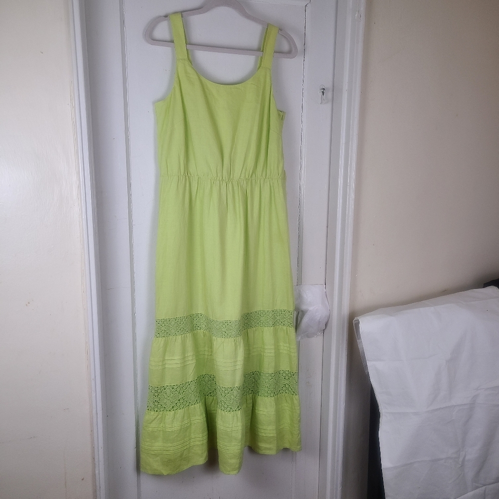 J Jill Celery Green Linen Crochet Panel Tiered Maxi Dress Size M Sleeveless NWT.